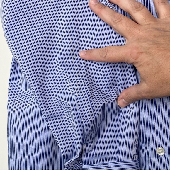 Boss Hugo Boss Mens Sharp Fit Blue Pinstripe Button Front Dress Shirt 17L 34/35 - Picture 7 of 15